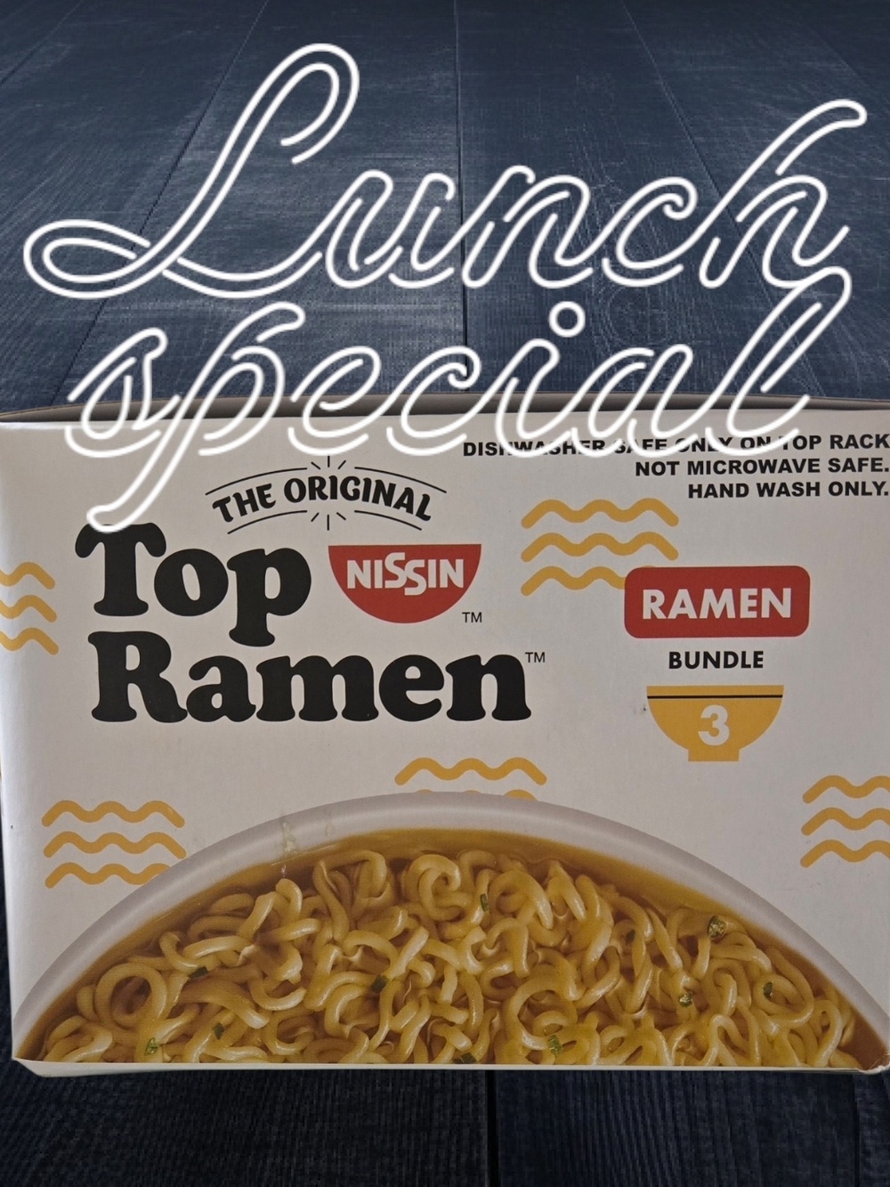 Nissin Ramen Bowl Set - White And Black Accents